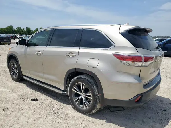 5TDKKRFH0GS149634 2016 TOYOTA HIGHLANDER - Image 2