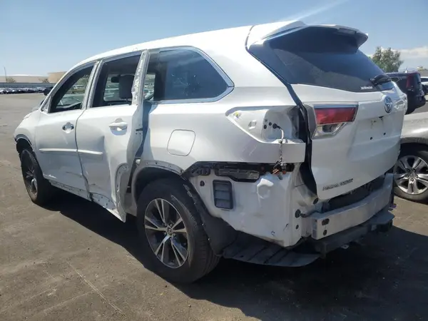 5TDKKRFH0GS152677 2016 TOYOTA HIGHLANDER - Image 2
