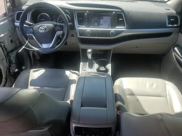 5TDKKRFH0GS152677 2016 TOYOTA HIGHLANDER - Image 8