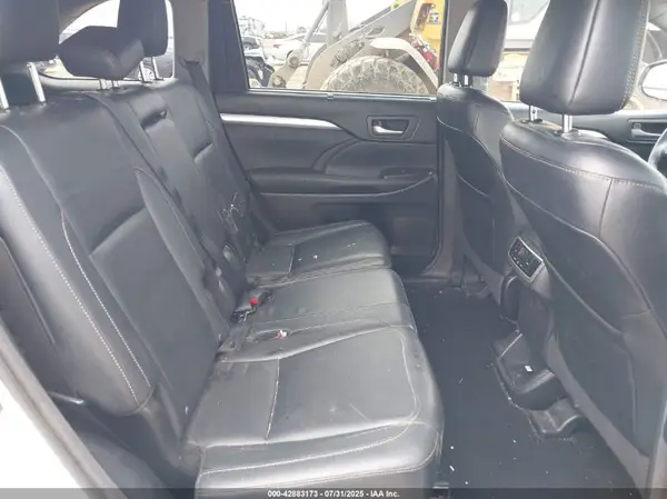 5TDKKRFH0GS163405 2016 TOYOTA HIGHLANDER - Image 8