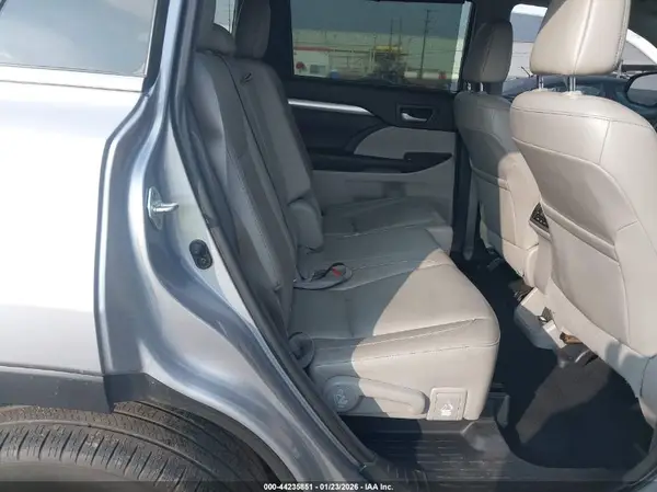 5TDKKRFH0GS174436 2016 TOYOTA HIGHLANDER - Image 8