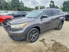 5TDKKRFH0GS176297 2016 TOYOTA HIGHLANDER