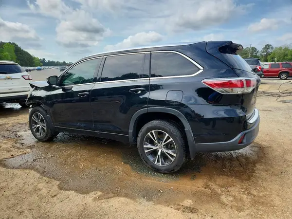 5TDKKRFH0GS500705 2016 TOYOTA HIGHLANDER - Image 2