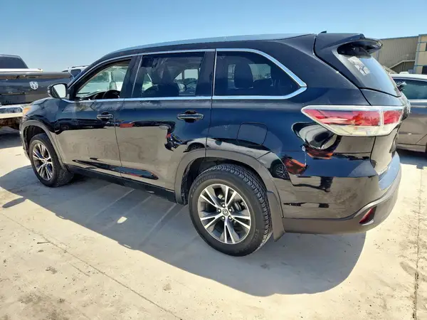 5TDKKRFH0GS505306 2016 TOYOTA HIGHLANDER - Image 2