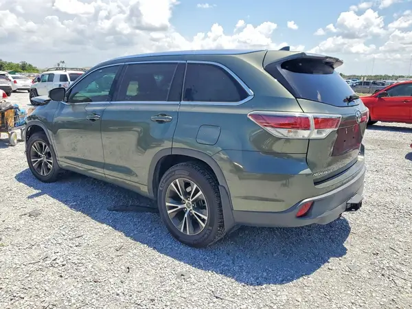 5TDKKRFH1GS121504 2016 TOYOTA HIGHLANDER - Image 2