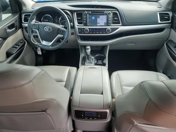 5TDKKRFH1GS128257 2016 TOYOTA HIGHLANDER - Image 8