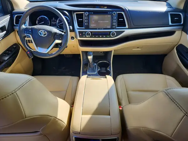 5TDKKRFH1GS138562 2016 TOYOTA HIGHLANDER - Image 8
