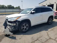 5TDKKRFH1GS140425 2016 TOYOTA HIGHLANDER