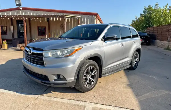 5TDKKRFH1GS141462 2016 TOYOTA HIGHLANDER - Image 2