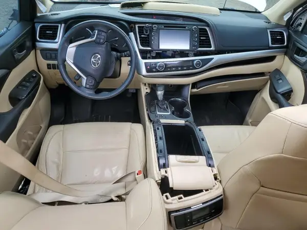 5TDKKRFH1GS146967 2016 TOYOTA HIGHLANDER - Image 8