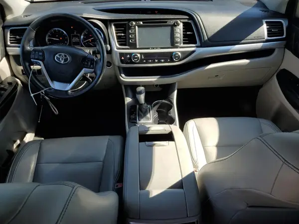 5TDKKRFH1GS148654 2016 TOYOTA HIGHLANDER - Image 8