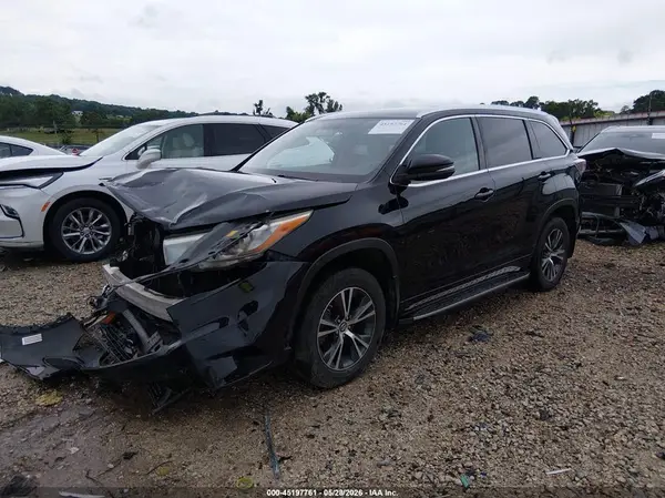 5TDKKRFH1GS152090 2016 TOYOTA HIGHLANDER - Image 2