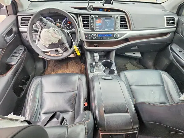 5TDKKRFH1GS156611 2016 TOYOTA HIGHLANDER - Image 8