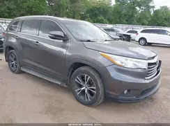 5TDKKRFH1GS160836 2016 TOYOTA HIGHLANDER