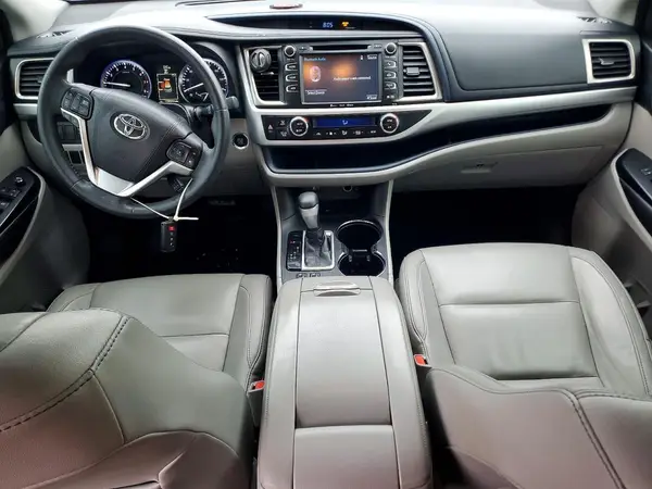 5TDKKRFH1GS163851 2016 TOYOTA HIGHLANDER - Image 8