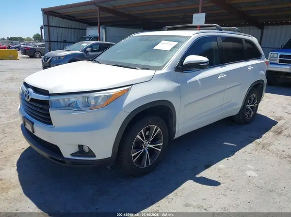 5TDKKRFH1GS165471 2016 TOYOTA HIGHLANDER - Image 2