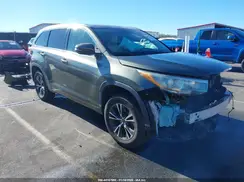 5TDKKRFH1GS173036 2016 TOYOTA HIGHLANDER