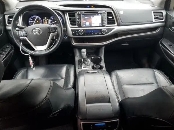 5TDKKRFH1GS500762 2016 TOYOTA HIGHLANDER - Image 8