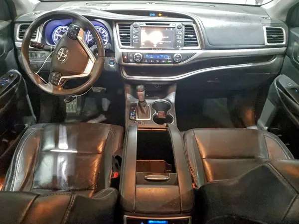 5TDKKRFH1GS500941 2016 TOYOTA HIGHLANDER - Image 8