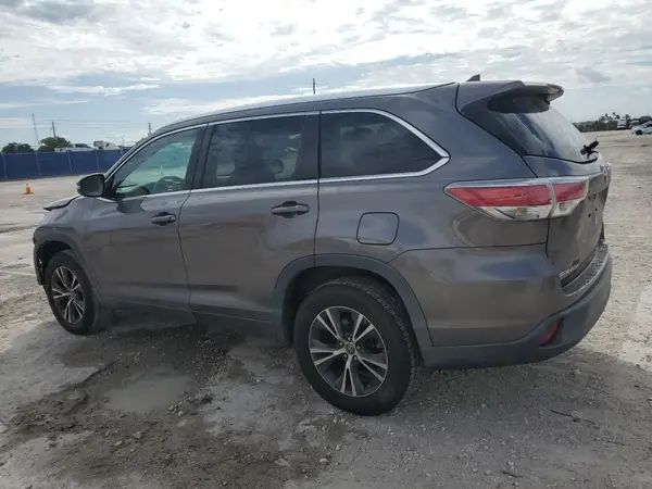 5TDKKRFH1GS503340 2016 TOYOTA HIGHLANDER - Image 2