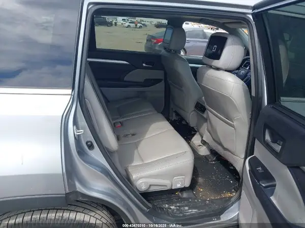 5TDKKRFH1GS505251 2016 TOYOTA HIGHLANDER - Image 8