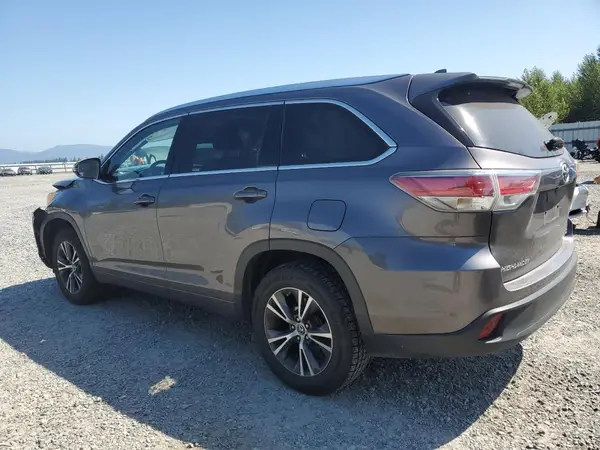 5TDKKRFH2GS129031 2016 TOYOTA HIGHLANDER - Image 2