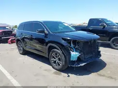 5TDKKRFH2GS141910 2016 TOYOTA HIGHLANDER