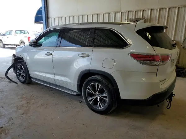 5TDKKRFH2GS143351 2016 TOYOTA HIGHLANDER - Image 2