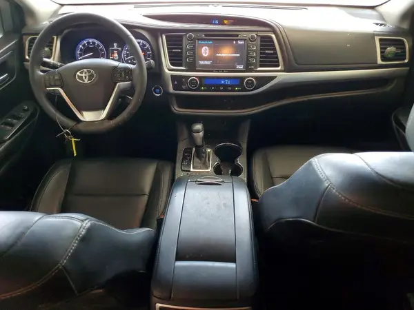 5TDKKRFH2GS143351 2016 TOYOTA HIGHLANDER - Image 8