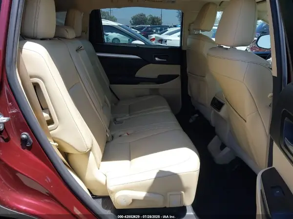 5TDKKRFH2GS146993 2016 TOYOTA HIGHLANDER - Image 8