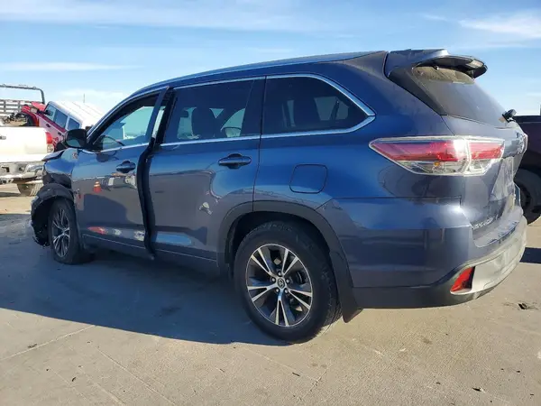 5TDKKRFH2GS148209 2016 TOYOTA HIGHLANDER - Image 2
