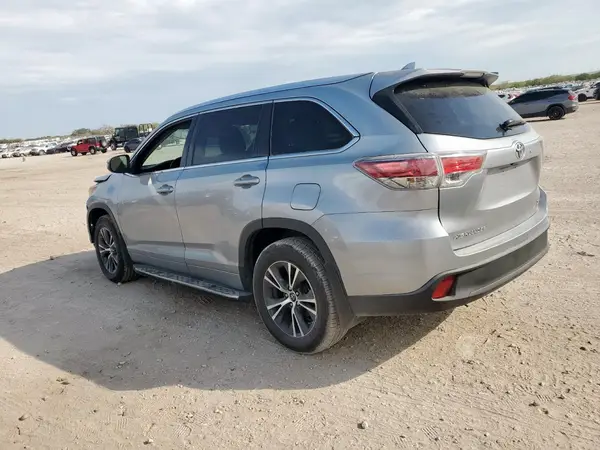 5TDKKRFH2GS154754 2016 TOYOTA HIGHLANDER - Image 2
