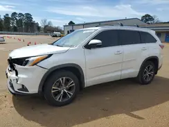 5TDKKRFH2GS155256 2016 TOYOTA HIGHLANDER