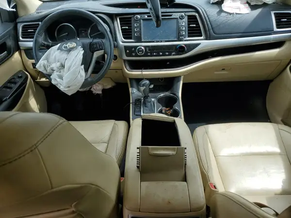 5TDKKRFH2GS159730 2016 TOYOTA HIGHLANDER - Image 8
