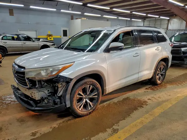 5TDKKRFH2GS161087 2016 TOYOTA HIGHLANDER - Image 1
