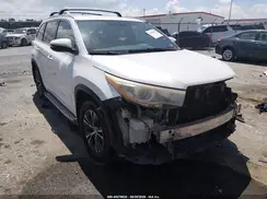 5TDKKRFH2GS175717 2016 TOYOTA HIGHLANDER