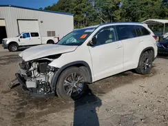 5TDKKRFH2GS176589 2016 TOYOTA HIGHLANDER