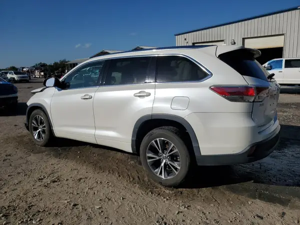 5TDKKRFH2GS176589 2016 TOYOTA HIGHLANDER - Image 2