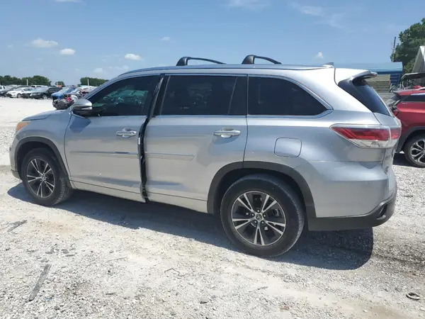 5TDKKRFH2GS177676 2016 TOYOTA HIGHLANDER - Image 2