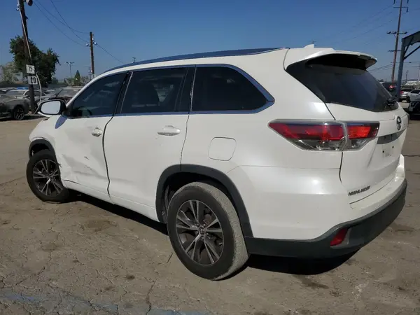 5TDKKRFH2GS178388 2016 TOYOTA HIGHLANDER - Image 2