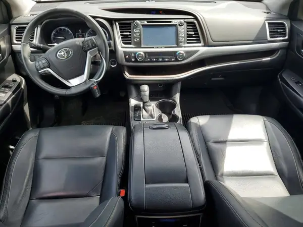 5TDKKRFH2GS504075 2016 TOYOTA HIGHLANDER - Image 8