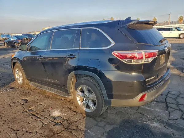 5TDKKRFH2GS504500 2016 TOYOTA HIGHLANDER - Image 2