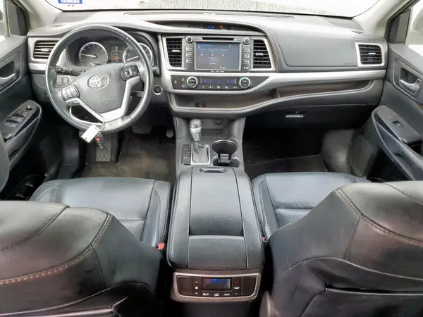 5TDKKRFH2GS505503 2016 TOYOTA HIGHLANDER - Image 8