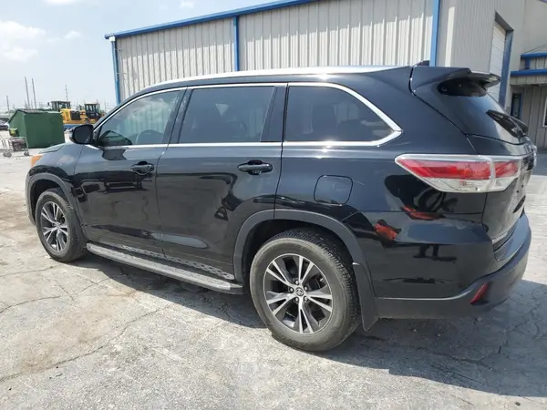 5TDKKRFH2GS505694 2016 TOYOTA HIGHLANDER - Image 2