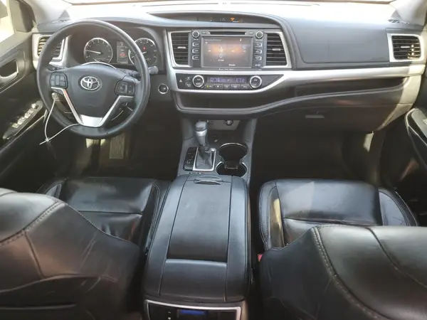 5TDKKRFH3GS122332 2016 TOYOTA HIGHLANDER - Image 8