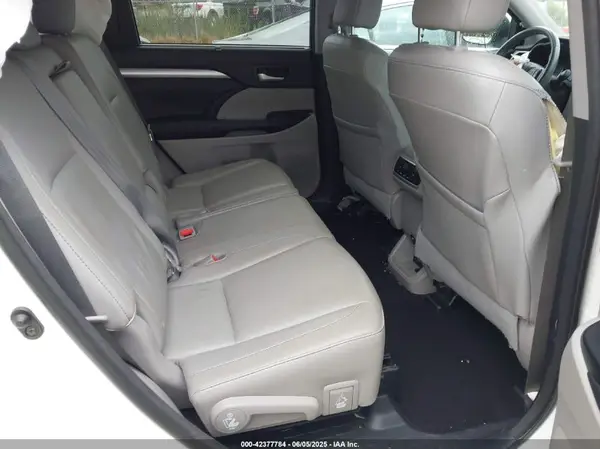 5TDKKRFH3GS122623 2016 TOYOTA HIGHLANDER - Image 8