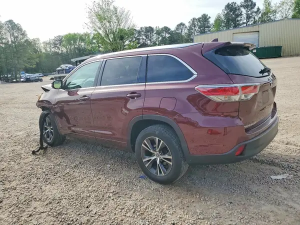 5TDKKRFH3GS125778 2016 TOYOTA HIGHLANDER - Image 2