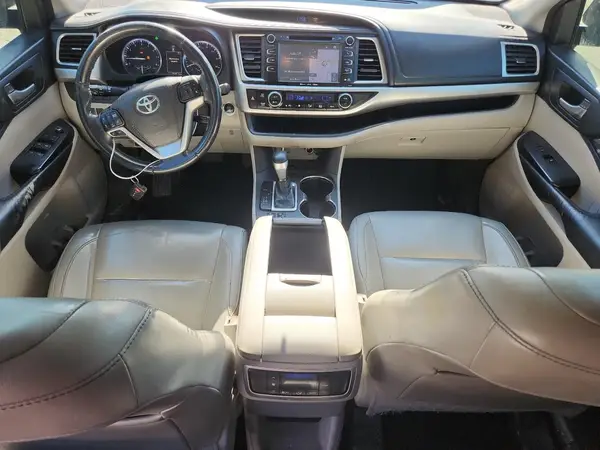 5TDKKRFH3GS132732 2016 TOYOTA HIGHLANDER - Image 8