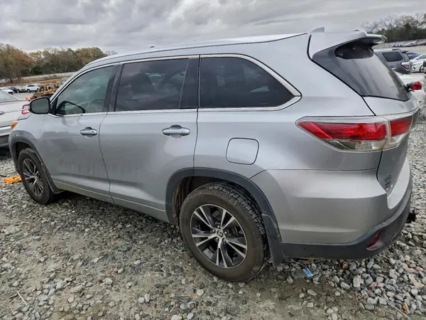 5TDKKRFH3GS141544 2016 TOYOTA HIGHLANDER - Image 2