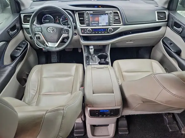 5TDKKRFH3GS141544 2016 TOYOTA HIGHLANDER - Image 8